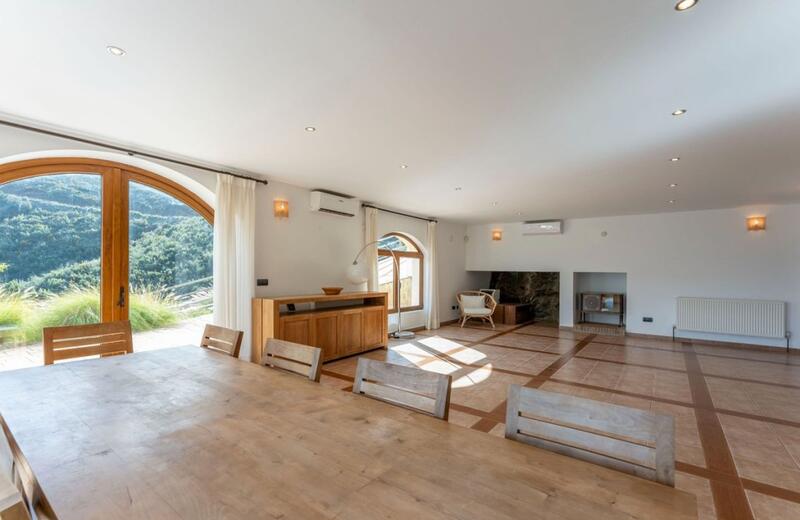 5 bedroom Villa for sale