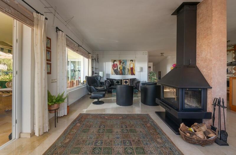 4 Cuarto Villa en venta
