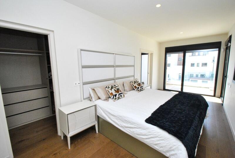 4 Cuarto Adosado en venta