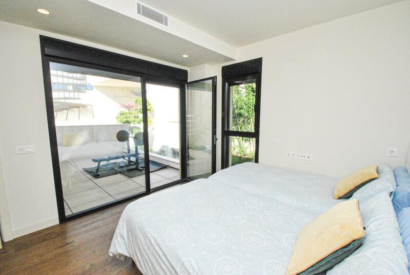 4 Cuarto Adosado en venta