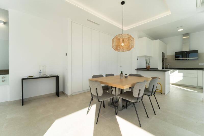 4 Cuarto Villa en venta
