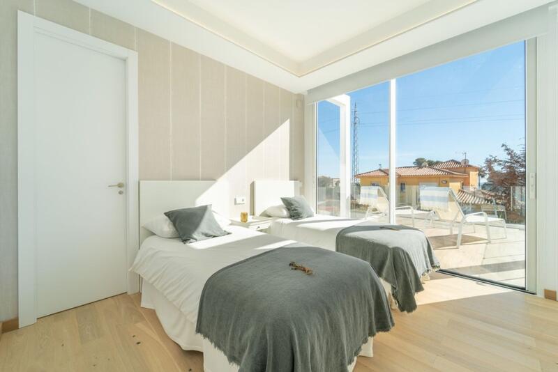4 Cuarto Villa en venta