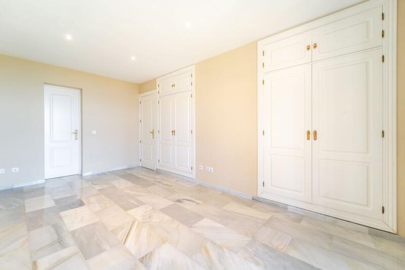 5 bedroom Villa for sale