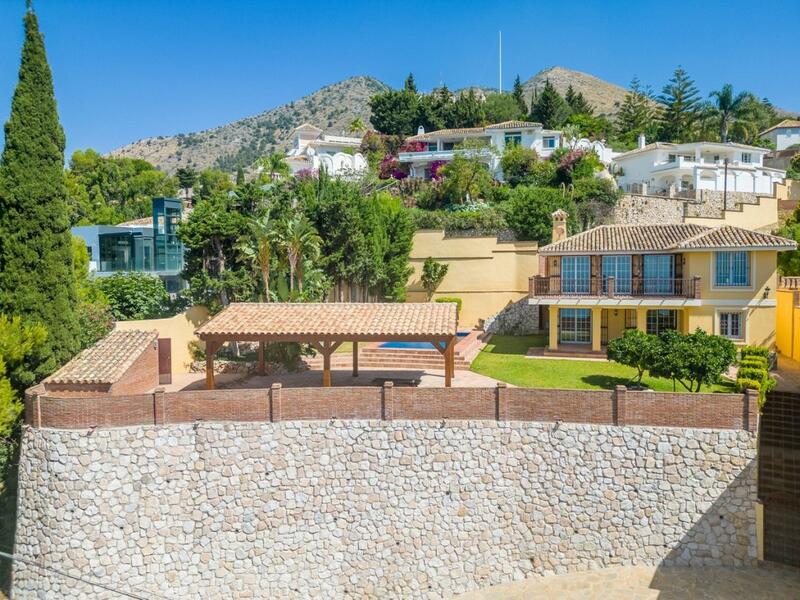 5 bedroom Villa for sale