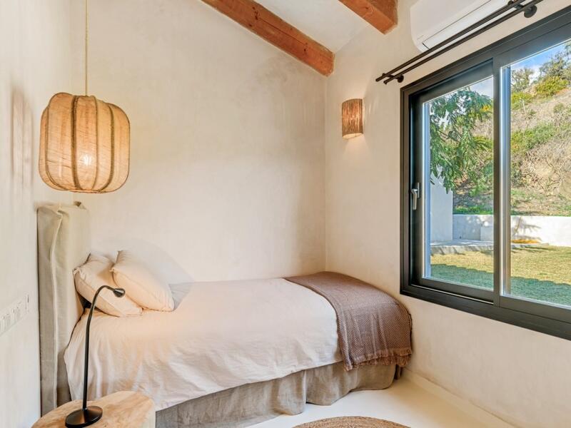 6 Cuarto Villa en venta