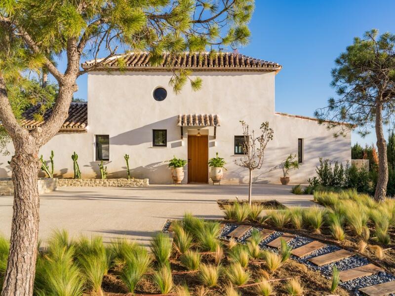 6 Cuarto Villa en venta