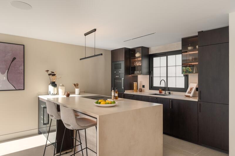 4 bedroom Townhouse for sale