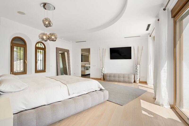 6 Cuarto Villa en venta