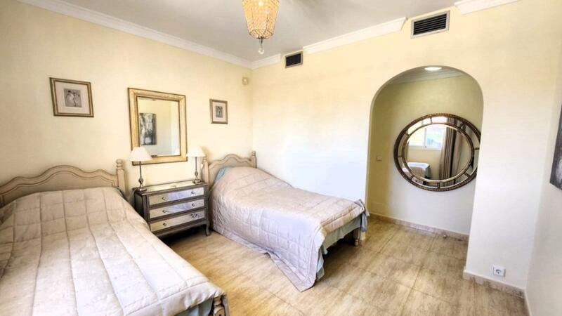 3 Cuarto Villa en venta