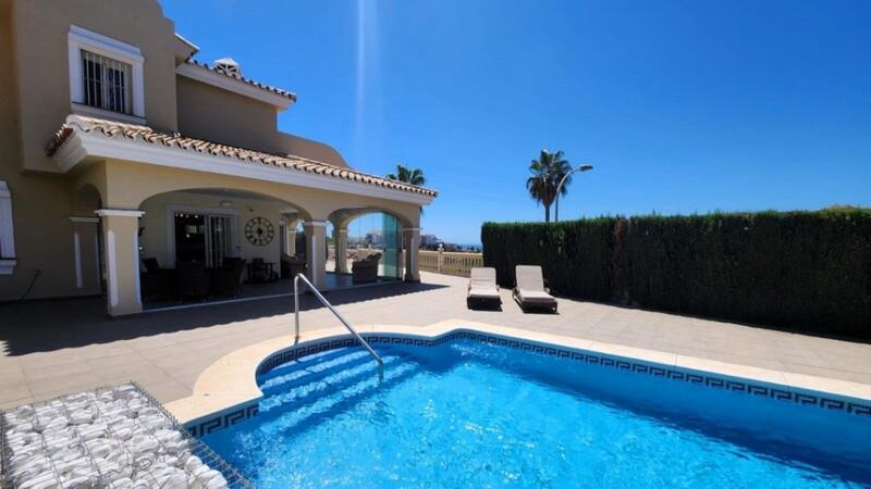 3 Cuarto Villa en venta