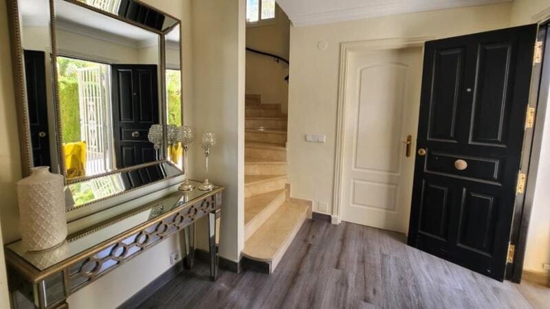 3 Cuarto Villa en venta