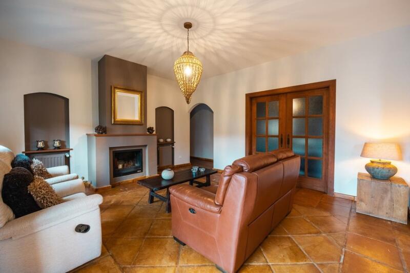 4 chambre Auberge à vendre