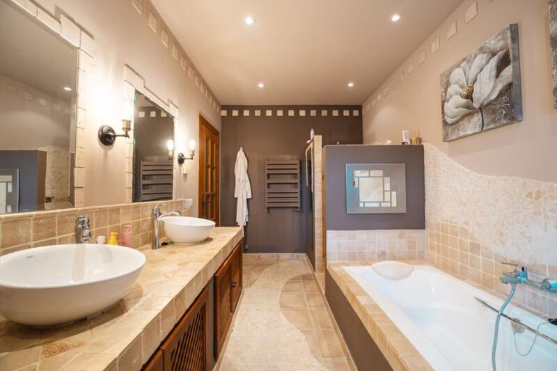 4 chambre Auberge à vendre