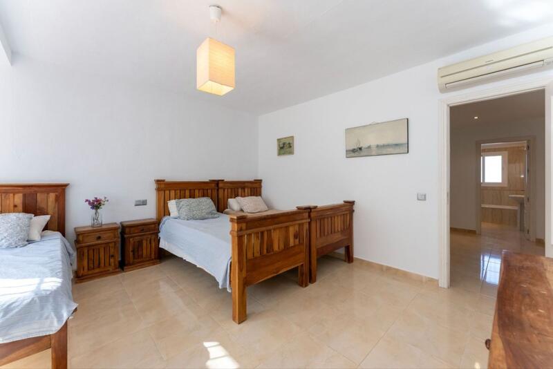 9 chambre Villa à vendre