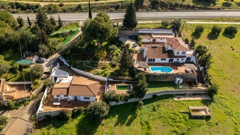 9 chambre Villa à vendre