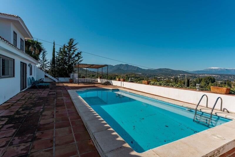 9 chambre Villa à vendre