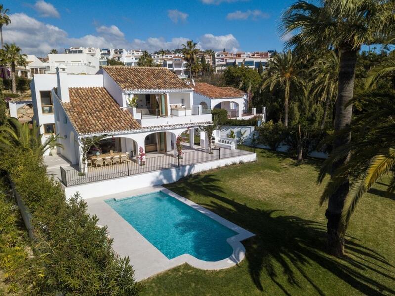 Villa Te koop in Rio Real, Málaga