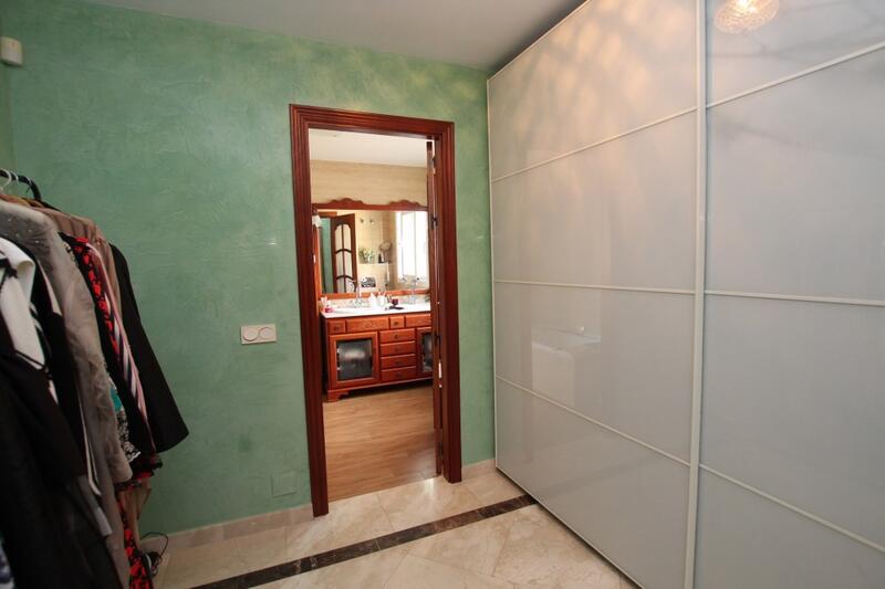 4 Schlafzimmer Villa zu verkaufen