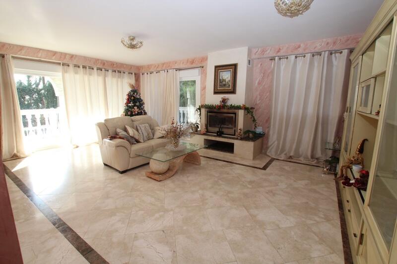 4 Schlafzimmer Villa zu verkaufen