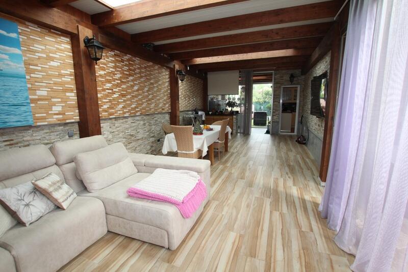 4 Schlafzimmer Villa zu verkaufen