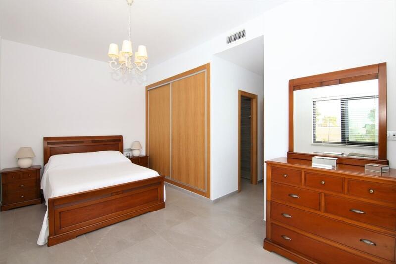 4 Schlafzimmer Villa zu verkaufen
