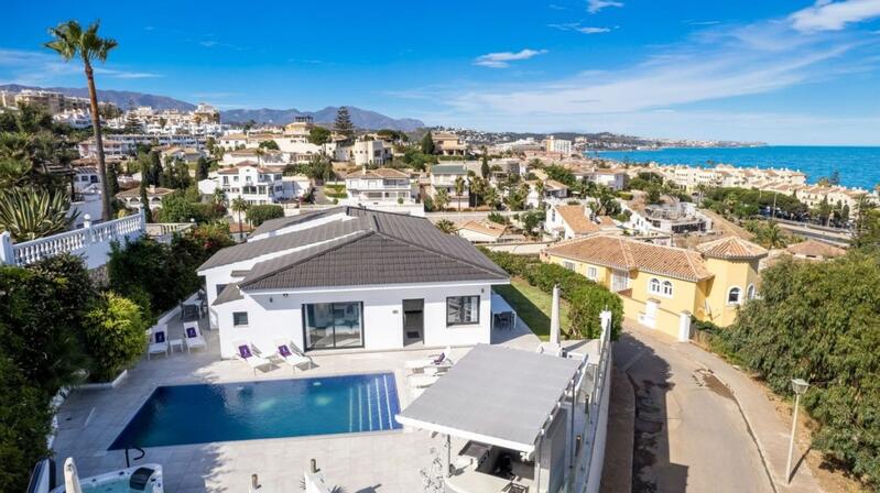 Villa til salg i Torrenueva, Málaga