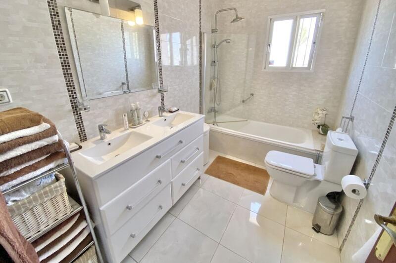 4 chambre Auberge à vendre
