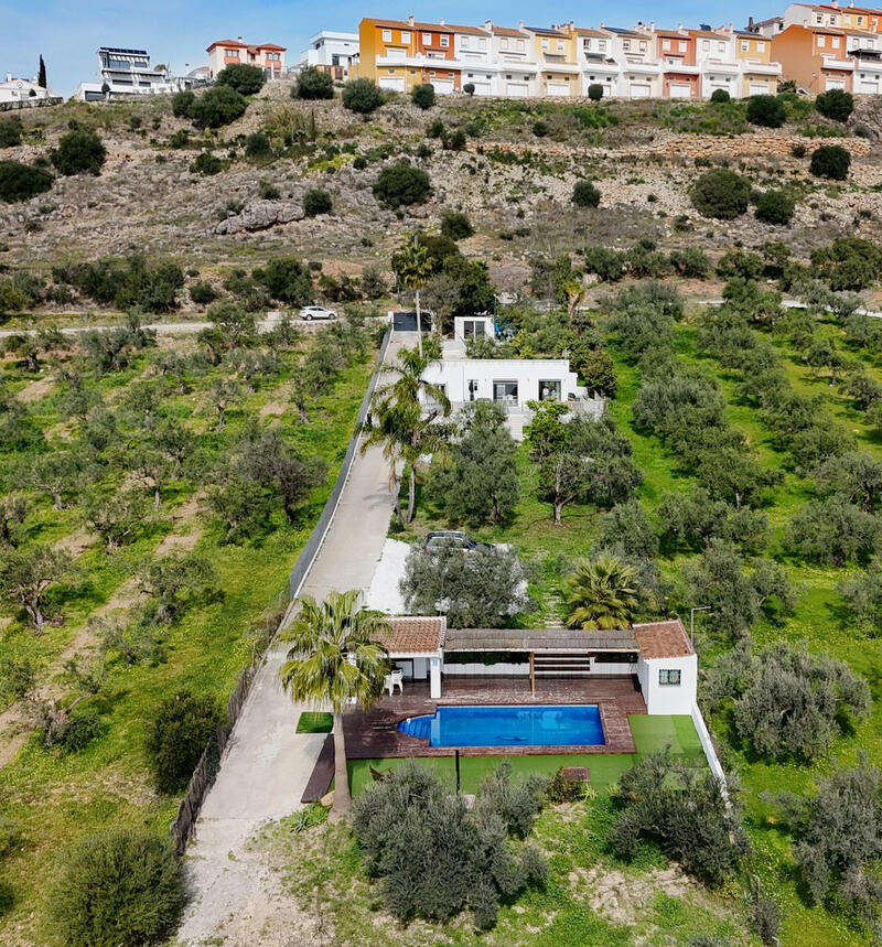 Villa for sale in Coin, Málaga