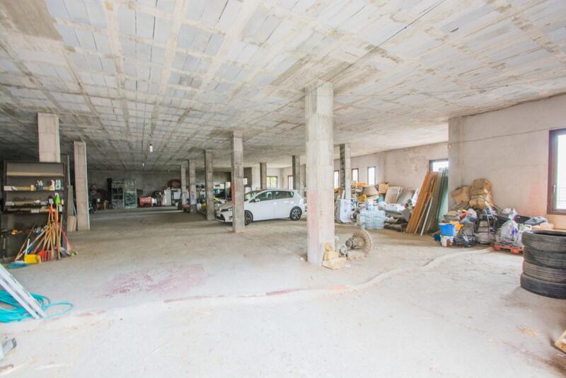 Local Commercial à vendre dans Ojen, Málaga