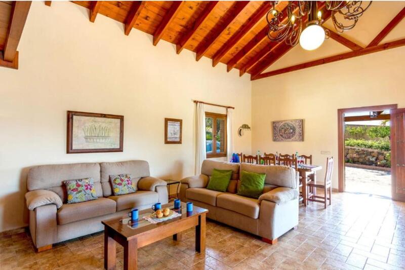 4 Schlafzimmer Landhaus zu verkaufen