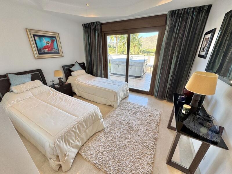 5 chambre Villa à vendre