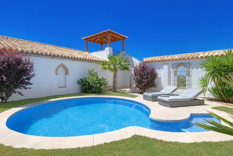 5 bedroom Country House for sale