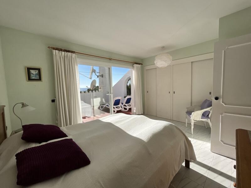 4 Schlafzimmer Stadthaus zu verkaufen