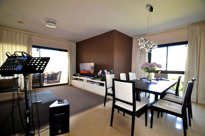 Apartment for sale in Atalaya Isdabe, Málaga