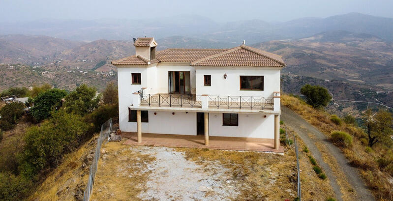 Villa en venta en Comares, Málaga