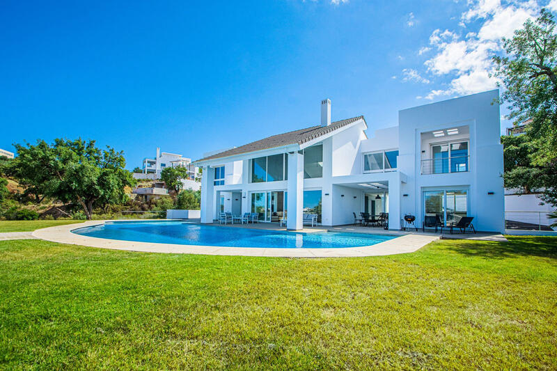 7 bedroom Villa for sale